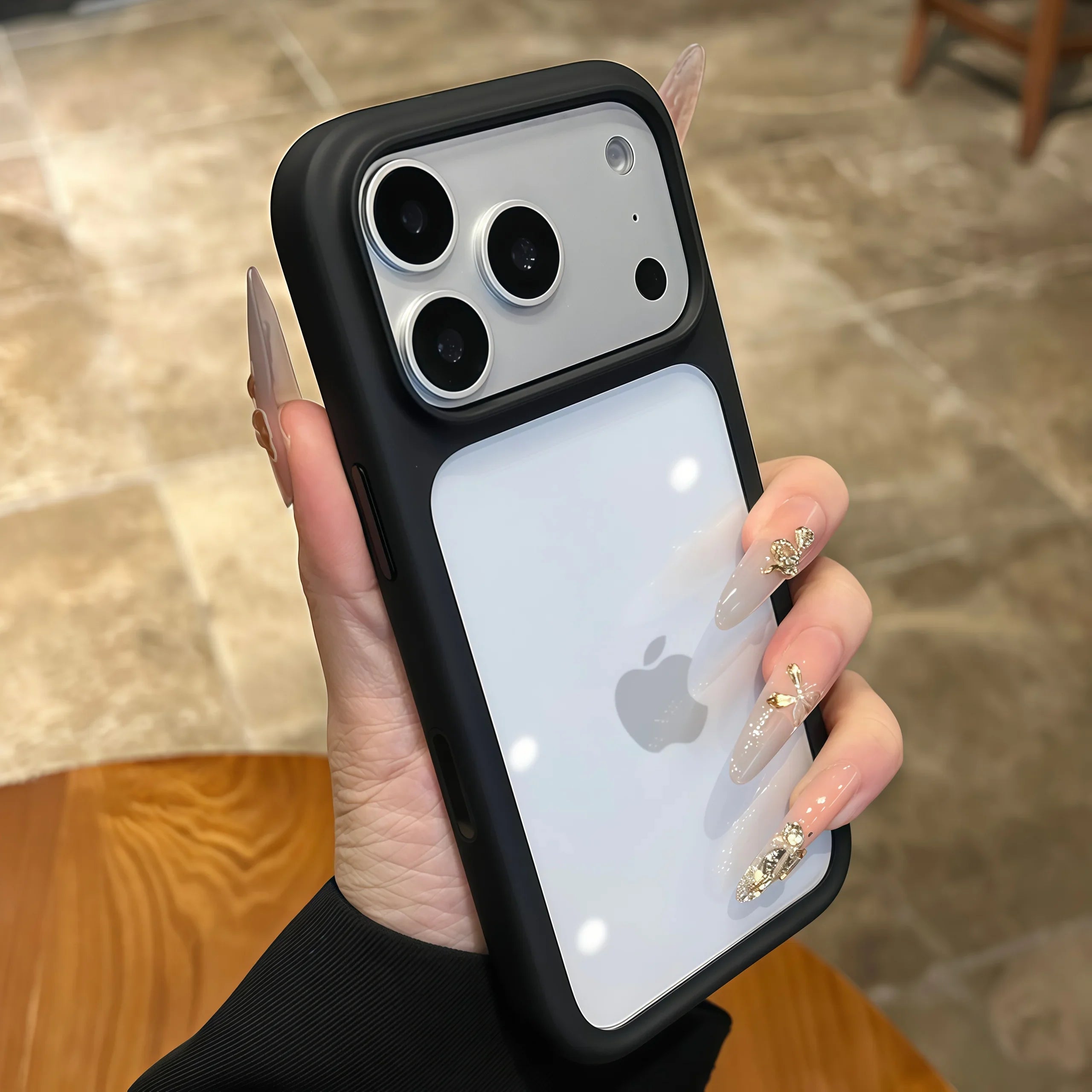 Luxury Advanced Silicone Soft Edge Transparent Case For iPhone 18 17 Pro 17 Pro Max Shockproof Phone Case Hard Back Panel Cover