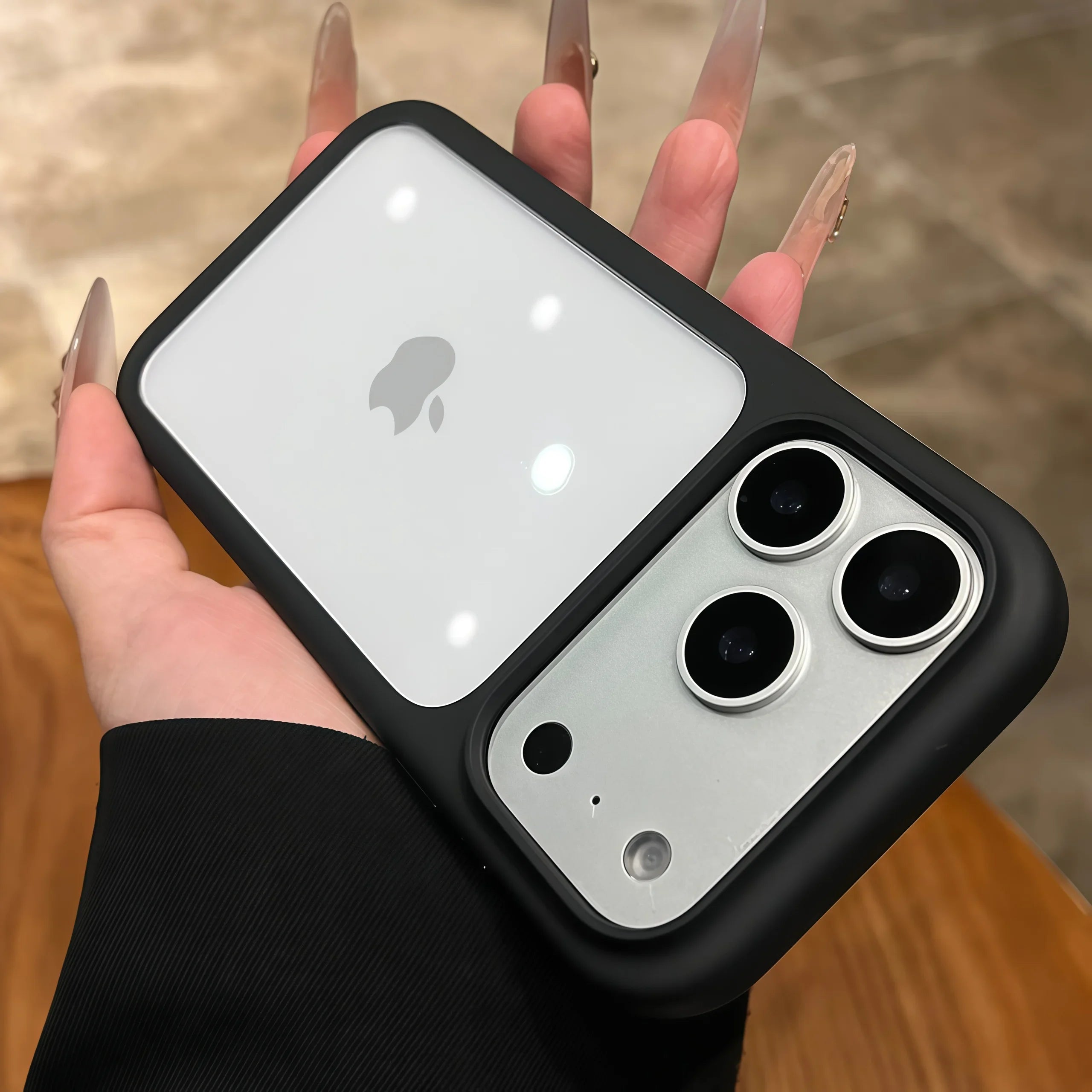 Luxury Advanced Silicone Soft Edge Transparent Case For iPhone 18 17 Pro 17 Pro Max Shockproof Phone Case Hard Back Panel Cover